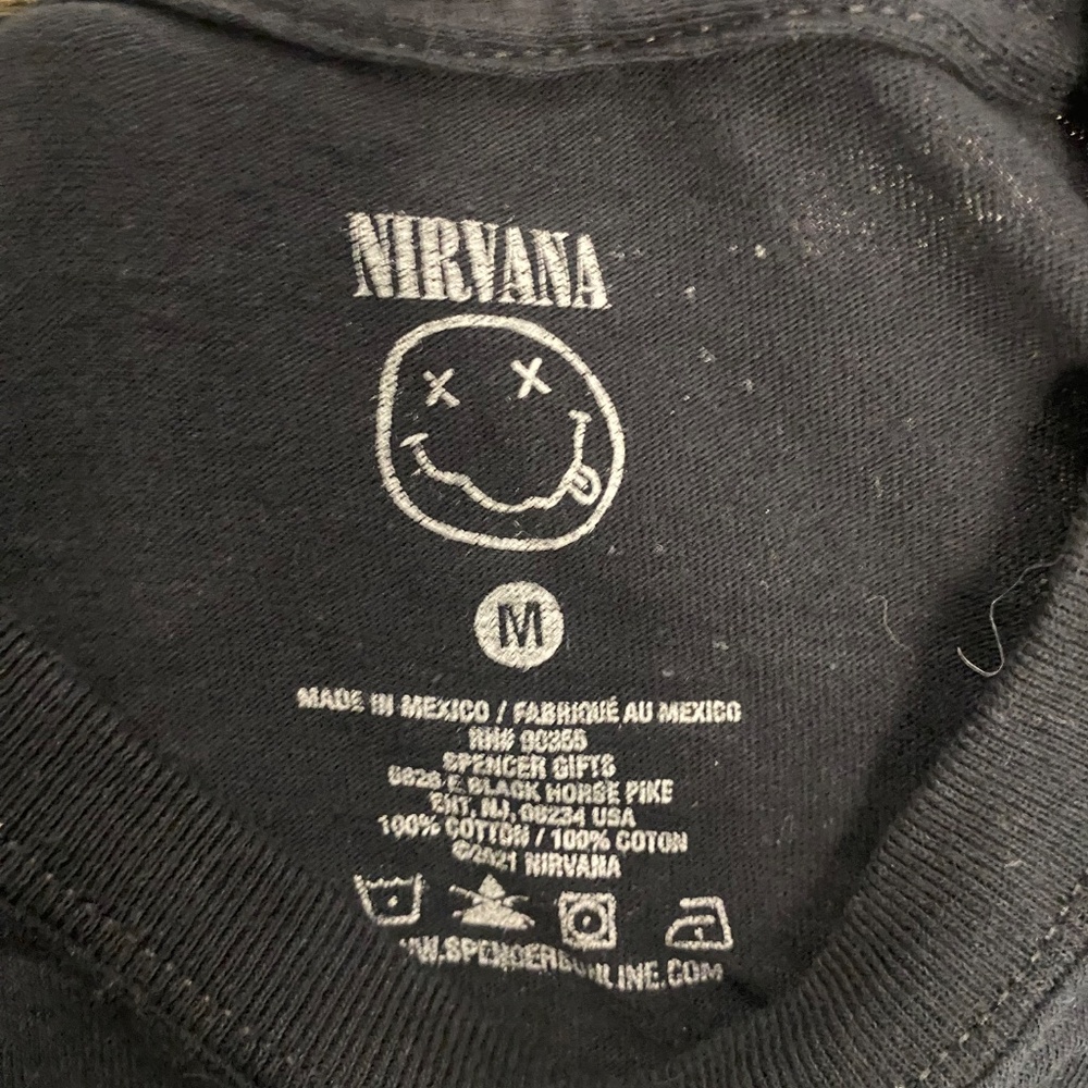 nirvana shirt - Picture 2 of 2